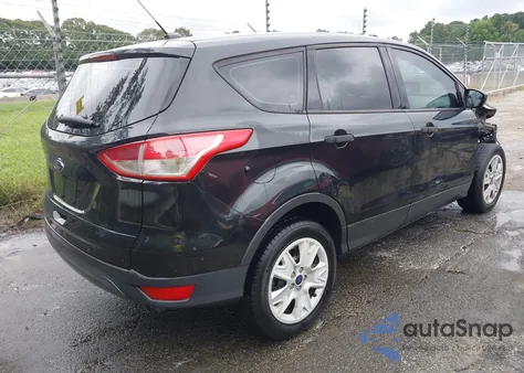 2015 Ford Escape S из США, поврежденный, VIN 1FMCU0F77FUB16010